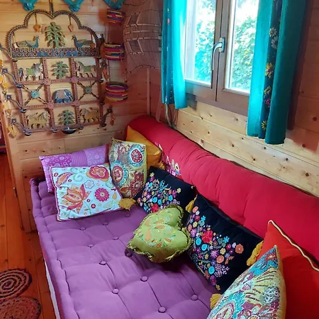 La Roulotte De Mouni * Gesves