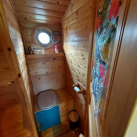 Lodge La Roulotte De Mouni
